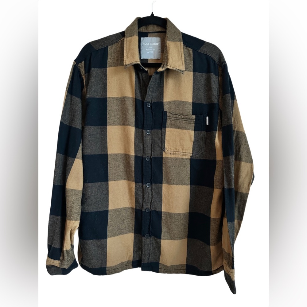 Hollister Men’s Black & Tan Flannel Relaxed Fit Large